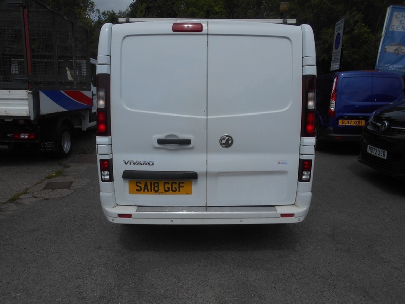 Vauxhall Vivaro 2018 L2h1 2900 Sportive White #4