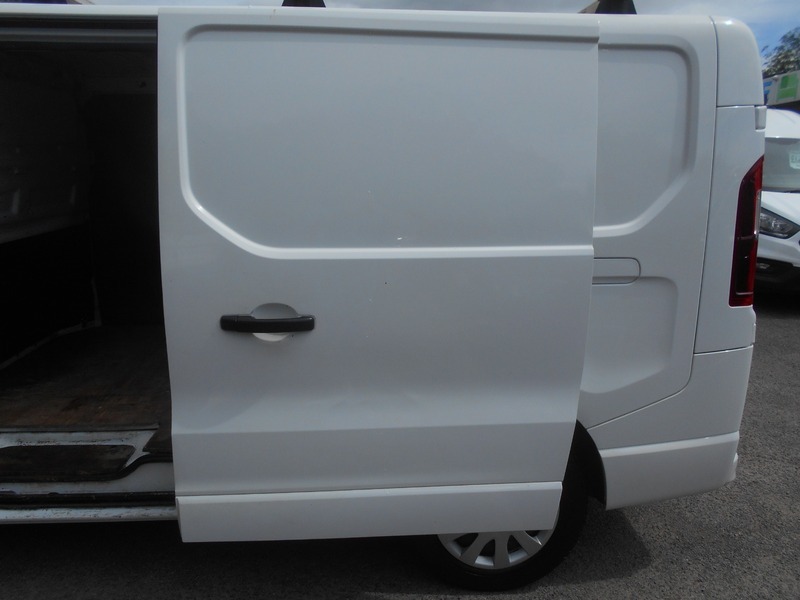 Vauxhall Vivaro Swb L1h1 2700 #15