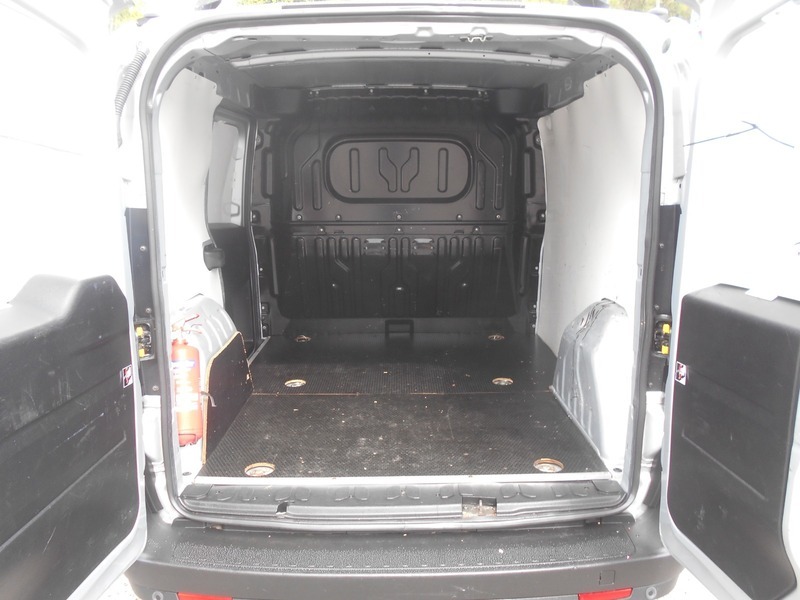 Vauxhall Combo 1.4 2300 16V Fwd L2 H1 Ss #18