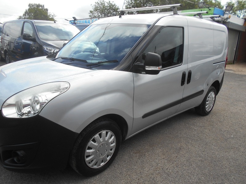 Vauxhall Combo 2017 L1h1 2000 Cdti Silver #3