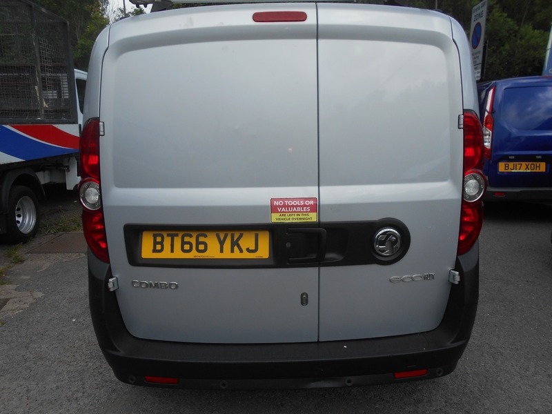 Vauxhall Combo 2017 L1h1 2000 Cdti Silver #4
