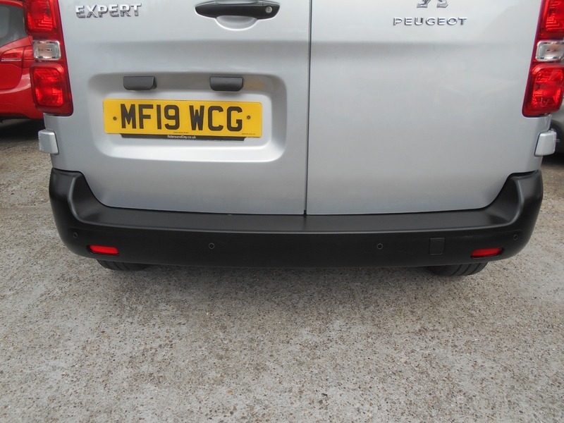 Peugeot Expert 2.0 Bluehdi 1400 Professional Standard Panel Van M White #23