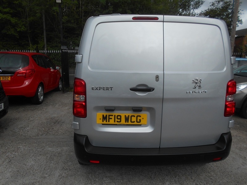 Peugeot Expert 2.0 Bluehdi 1400 Professional Standard Panel Van M White #22