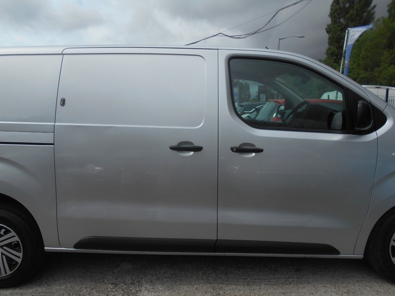Peugeot Expert 2.0 Bluehdi 1400 Professional Standard Panel Van M White #8