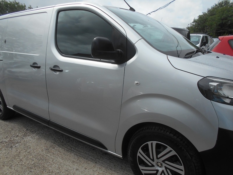 Peugeot Expert 2.0 Bluehdi 1400 Professional Standard Panel Van M White #7