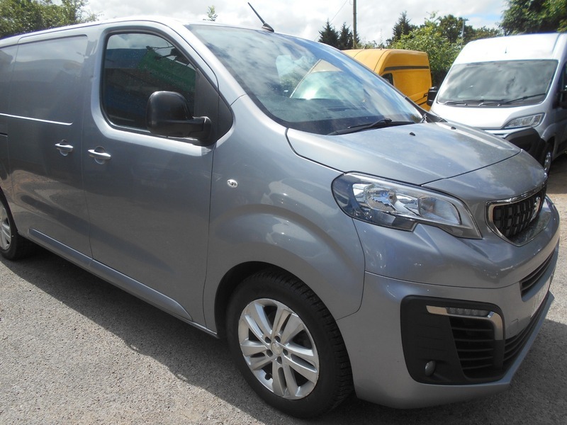 Peugeot Expert 2022 Bluehdi Professional Premium Grey #6