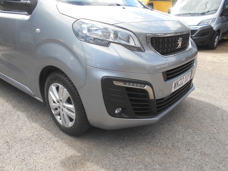 Peugeot Expert 2022 Bluehdi Professional Premium Grey #5