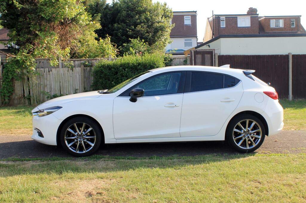 Mazda 3 2018 Mazda Mazda3 2.0 Skyactiv-g Sport Black Editi CP18HWE White #5