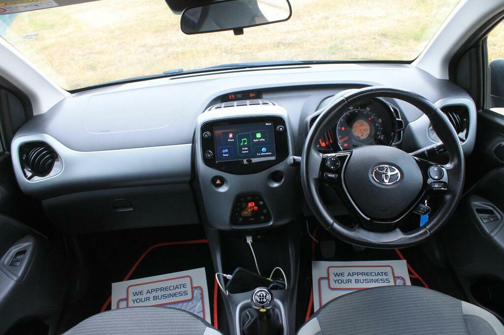 Toyota Aygo 2021 Toyota Aygo 1.0 Vvt-i X-trend Hatchback P Black #3