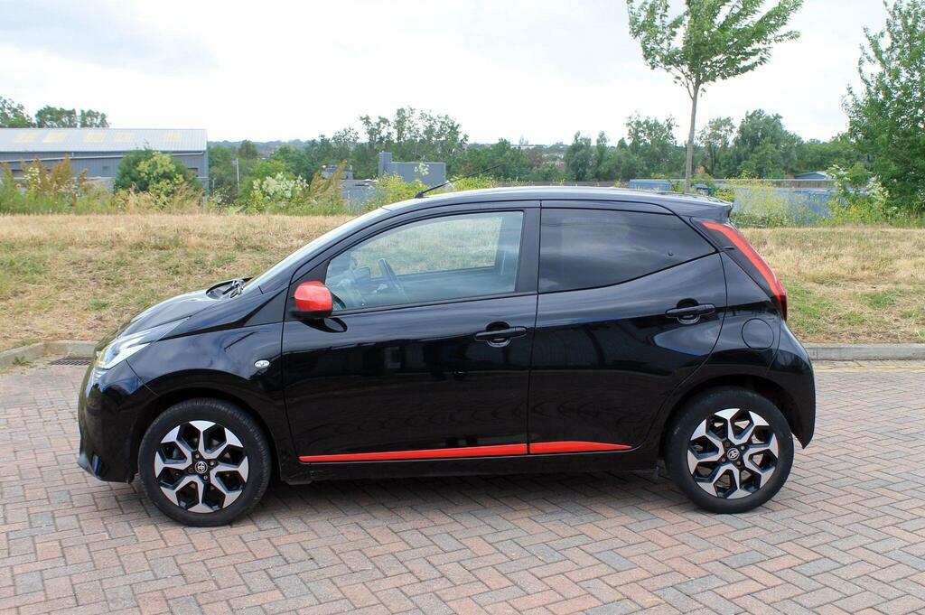 Toyota Aygo 2021 Toyota Aygo 1.0 Vvt-i X-trend Hatchback P Black #4