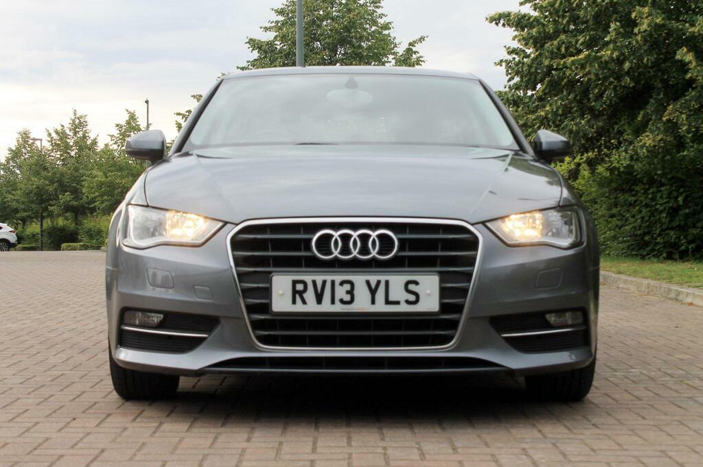 Audi A3 2013 Audi A3 1.4 Tfsi Se Sportback Grey #2