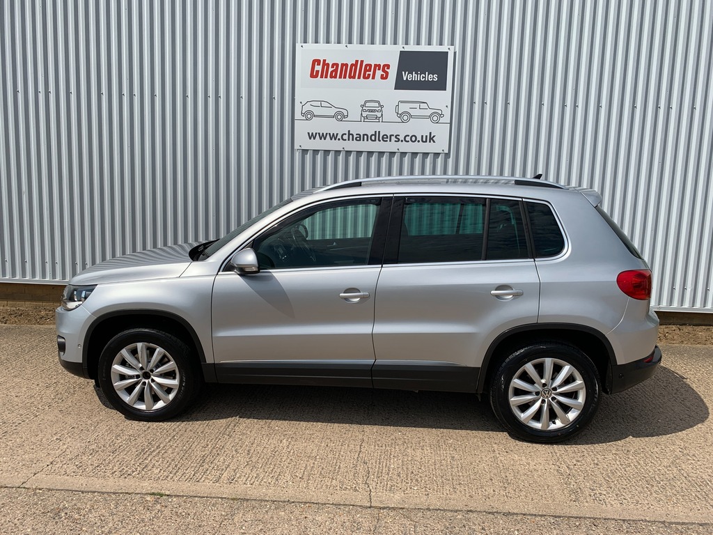 Volkswagen Tiguan 2.0 Tdi Bluemotion Tech Match Suv Dsg 4 Silver #4
