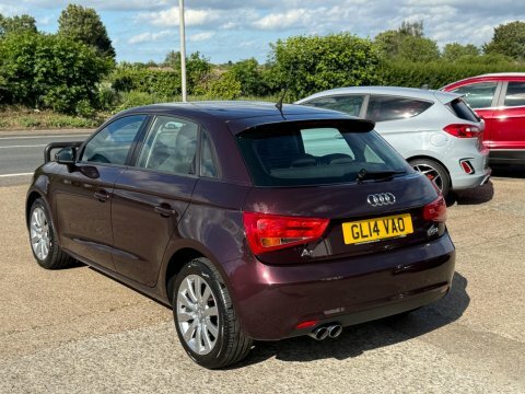 Audi A1 1.4 Tfsi Sport Red #4