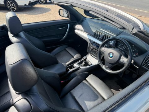 BMW 1 Series Hatchback 2.0 118D M Sport 201060 Black #10