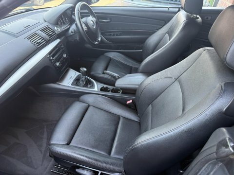 BMW 1 Series Hatchback 2.0 118D M Sport 201060 Black #23