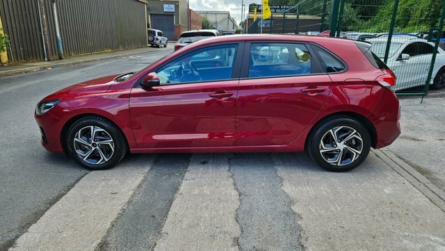 Hyundai I30 2023 1.0 T-gdi Mhev Se Connect Hatchback Petro Red #4