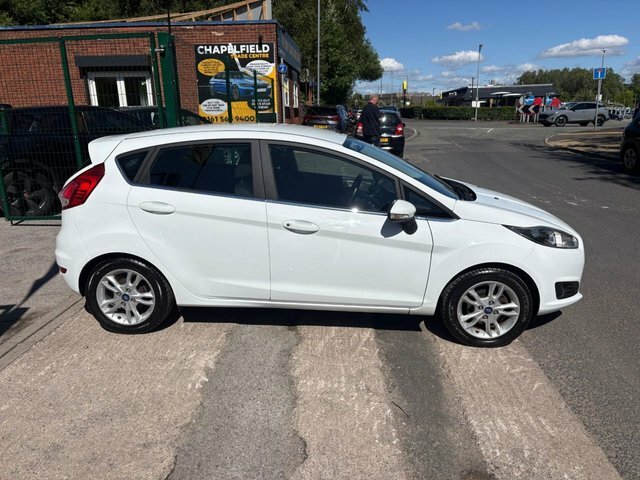 Ford Fiesta 2014 1.25 Zetec Hatchback Euro 5 White #2
