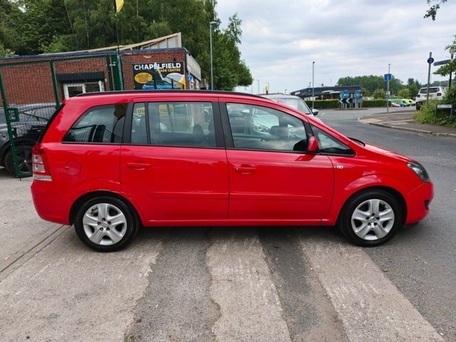 Vauxhall Zafira 2013 1.6 16V Exclusiv Mpv Euro 5 Red #3