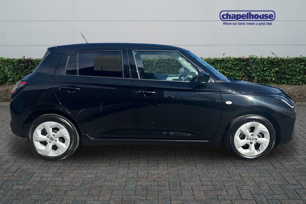 Suzuki Swift Motion Mhev 1.2 Black #2