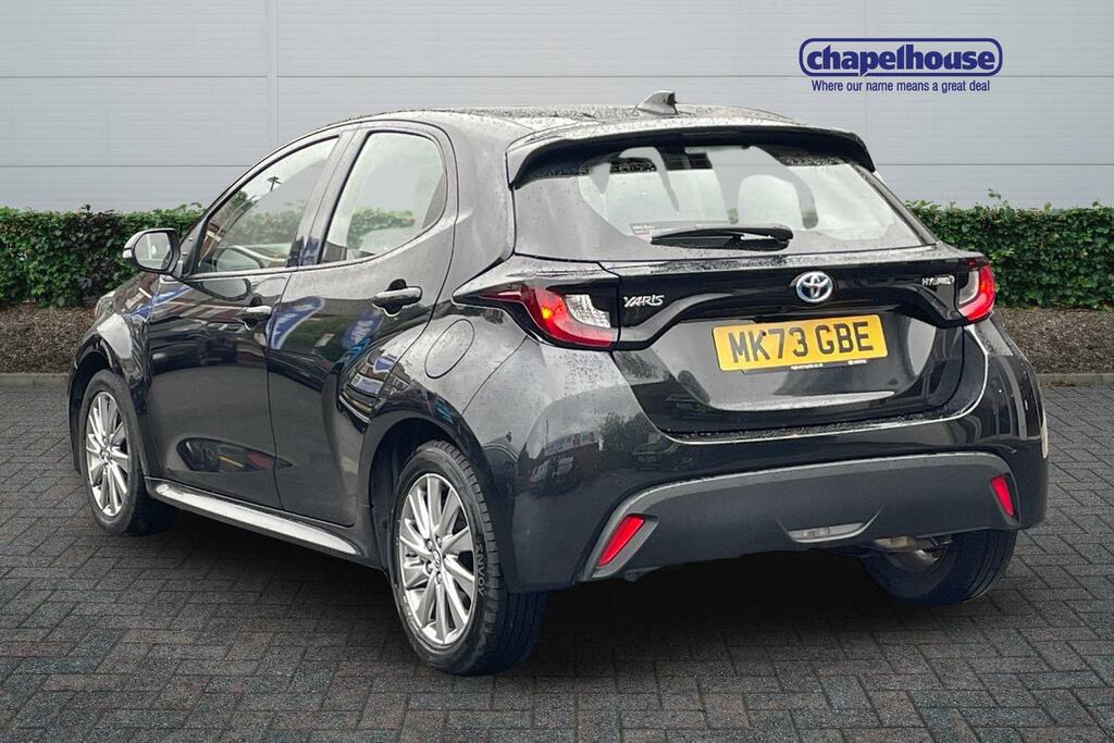 Toyota Yaris Icon Hev Cvt 1.5 MK73GBE Black #5