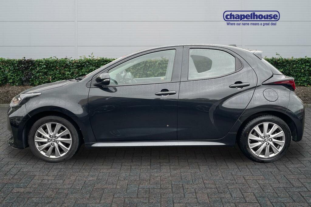 Toyota Yaris Icon Hev Cvt 1.5 MK73GBE Black #6