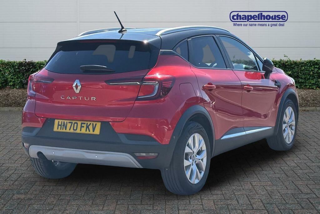 Renault Captur Iconic Tce 1.3 HN70FKV Red #3