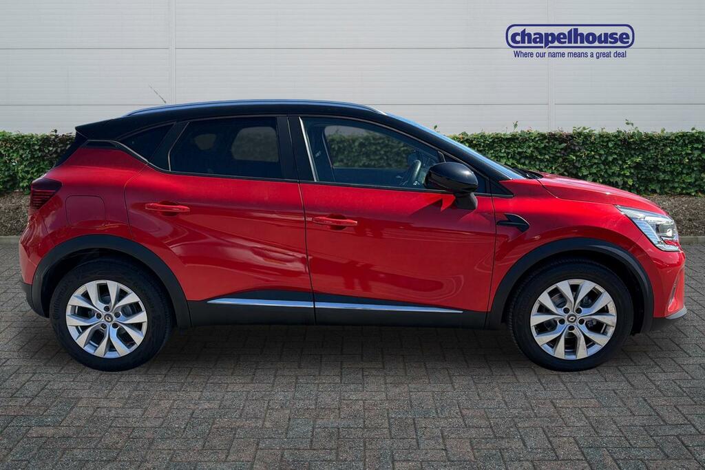 Renault Captur Iconic Tce 1.3 HN70FKV Red #2