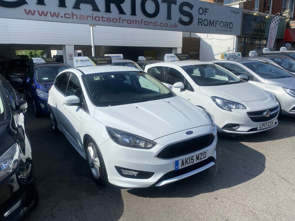 Ford Focus 1.0T Ecoboost Zetec S Euro 6 S S FJ17KXW White #3