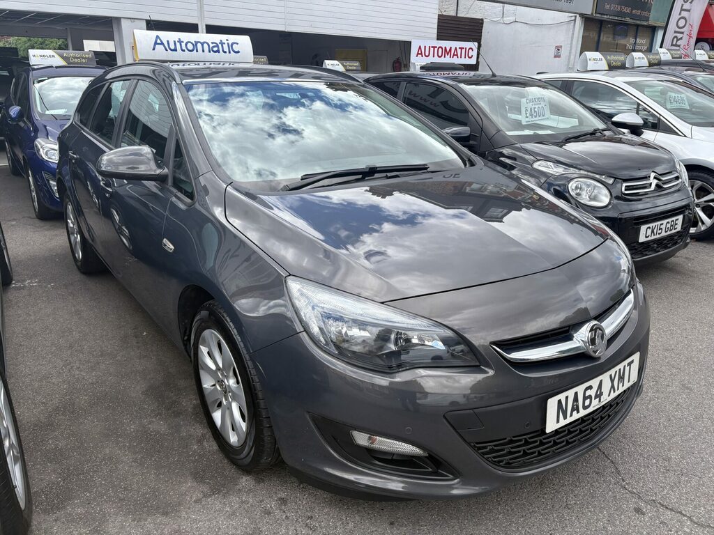 Vauxhall Astra 1.6 16V Sri Hatchback Red #2