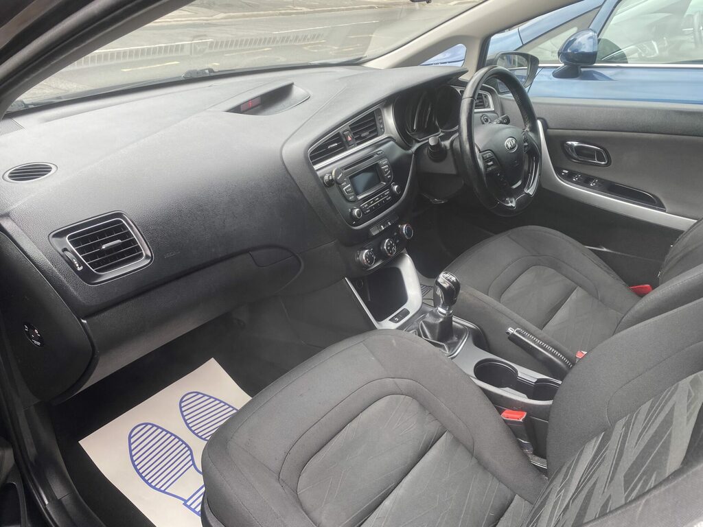 Kia Ceed 1.6 Crdi Gt Line Hatchback  #15