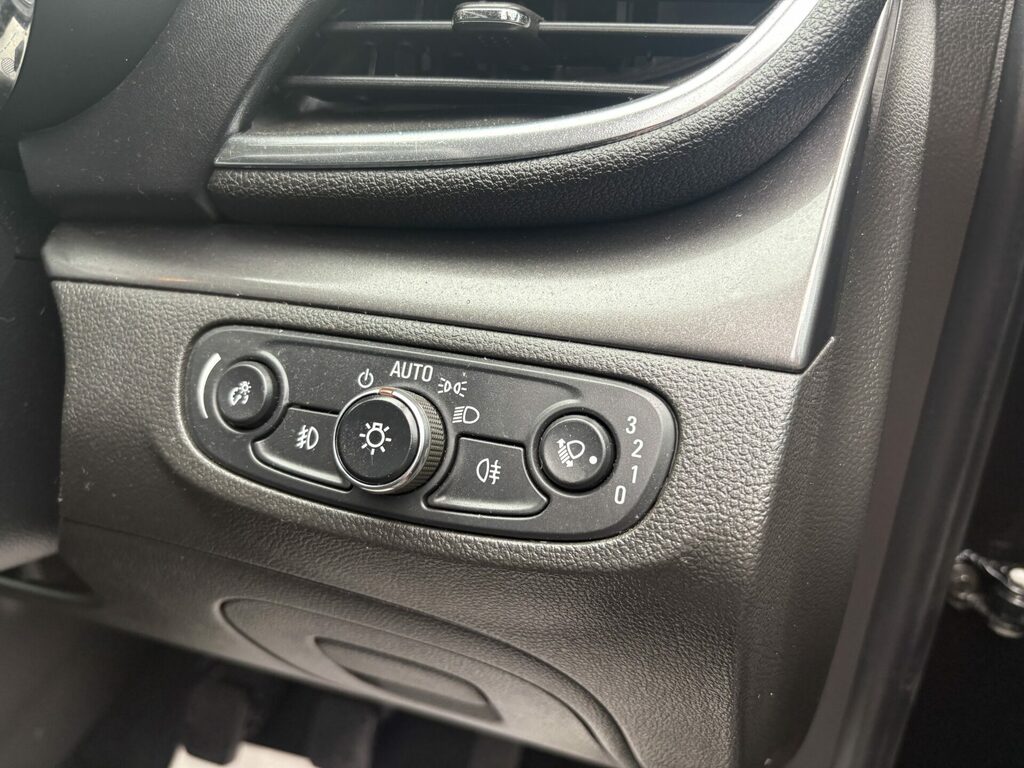Vauxhall Mokka X Design Nav Silver #12