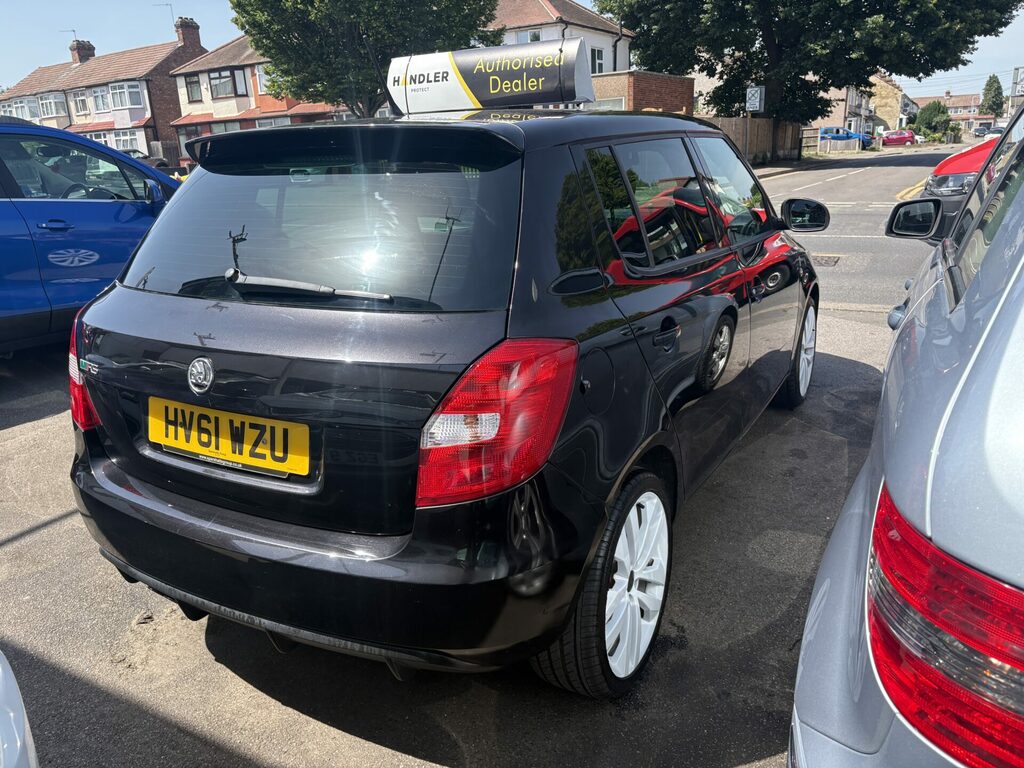 Skoda Fabia 1.4 Tsi Vrs S2000 Dsg Black #5