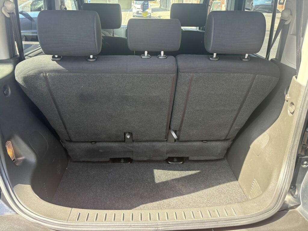 Nissan Cube 1.5 Brown #18