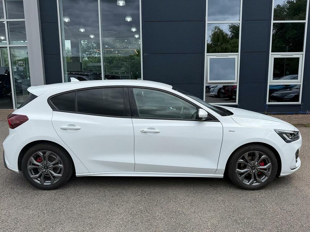 Ford Focus Focus 1.0T Ecoboost Mhev St-line Dct Euro 6 Ss GJ24LZA White #5