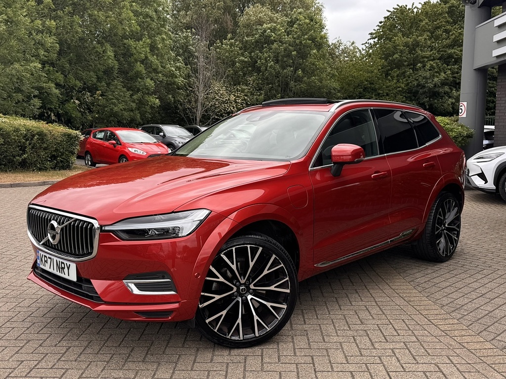 Volvo XC60 H T8 Twin Engine Inscription Pro KP71NRY Red #3