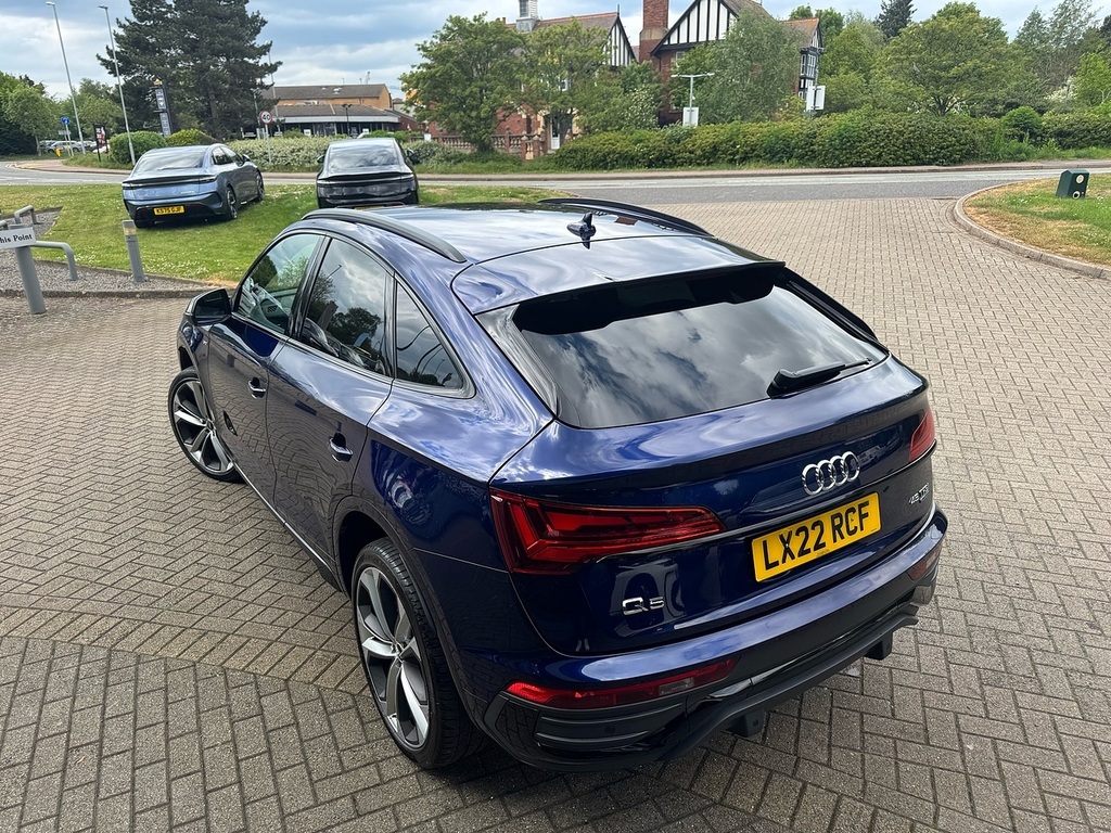Audi Q5 Tfsi Edition 1 LX22RCF Blue #4
