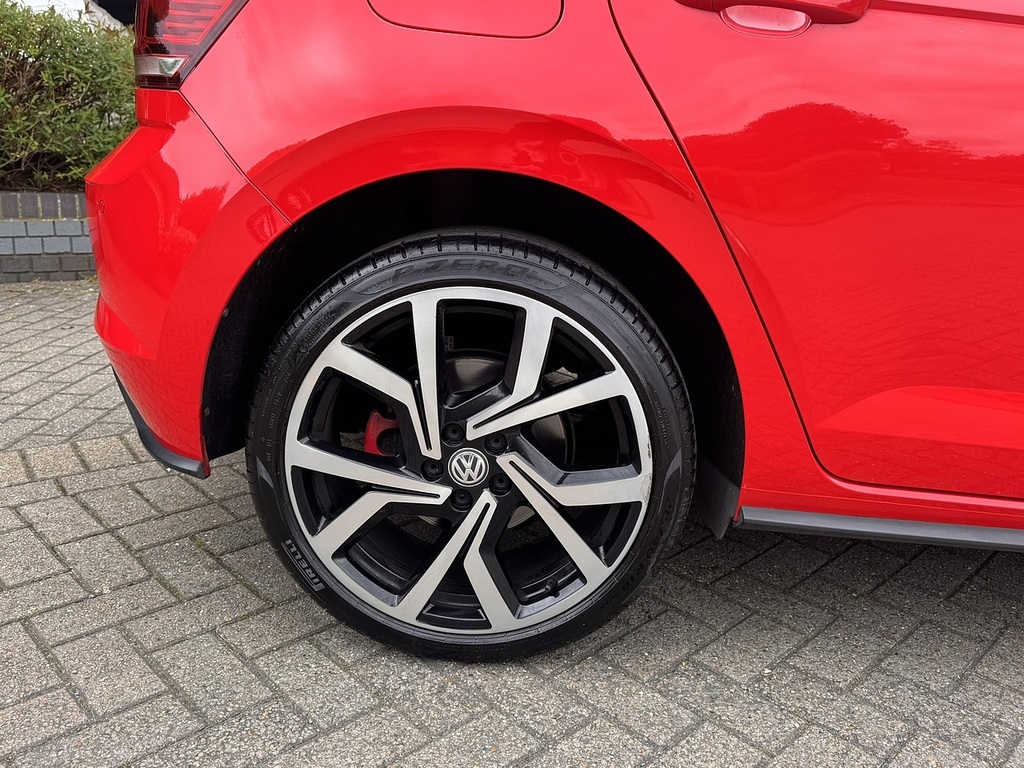 Volkswagen Polo Tsi Gti Red #6