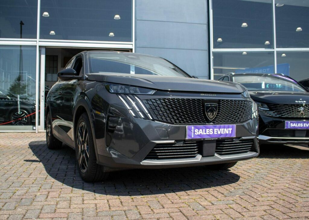 Peugeot 3008 1.2 Allure E-dsc6 Euro 6 S S FV74YGJ Grey #5