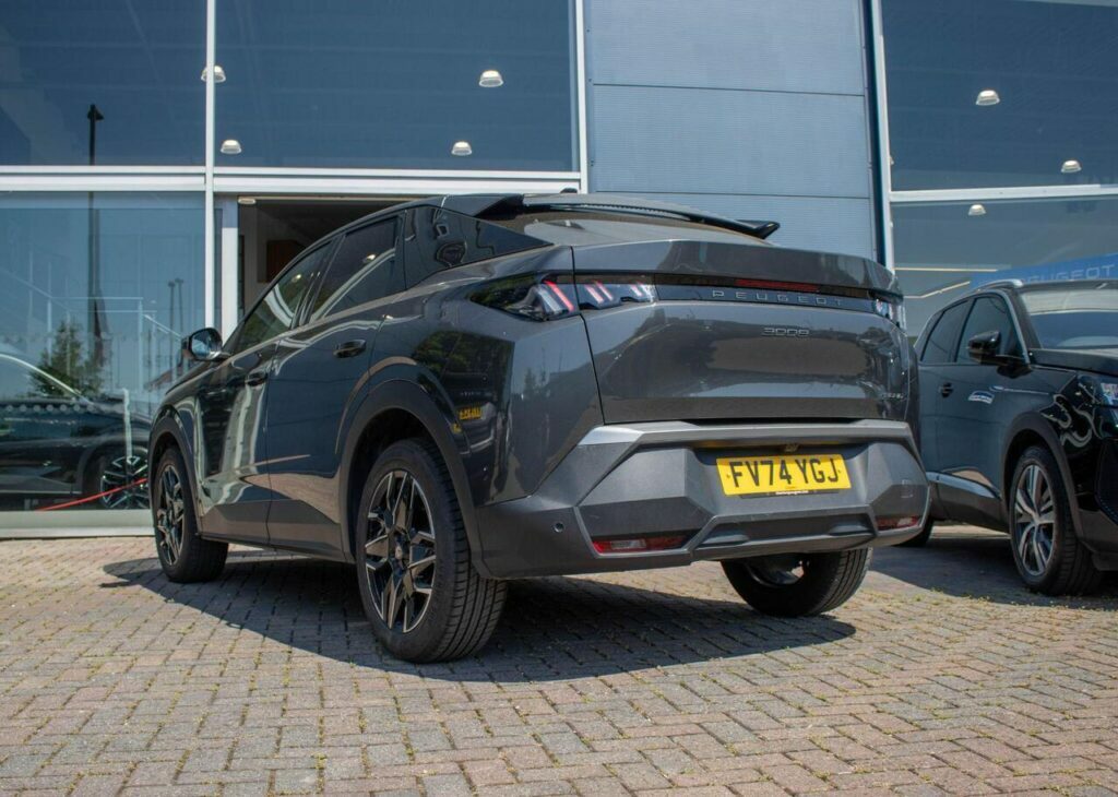 Peugeot 3008 1.2 Allure E-dsc6 Euro 6 S S FV74YGJ Grey #4