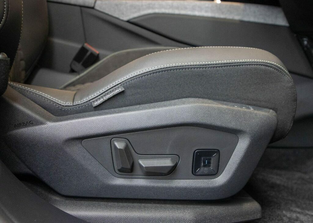 Peugeot 5008 1.2 Puretech Active #19