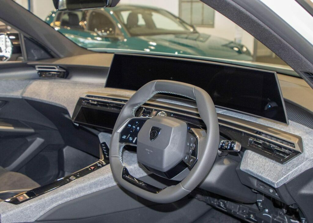 Peugeot 5008 1.2 Puretech Active #10