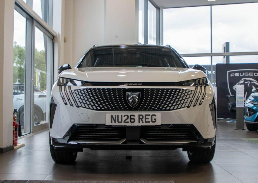 Peugeot 5008 1.2 Puretech Active #2
