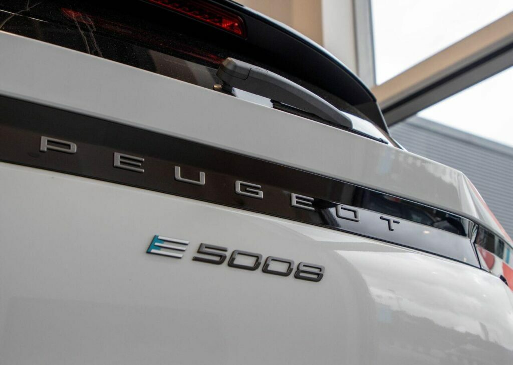 Peugeot 5008 1.2 Puretech Active #24