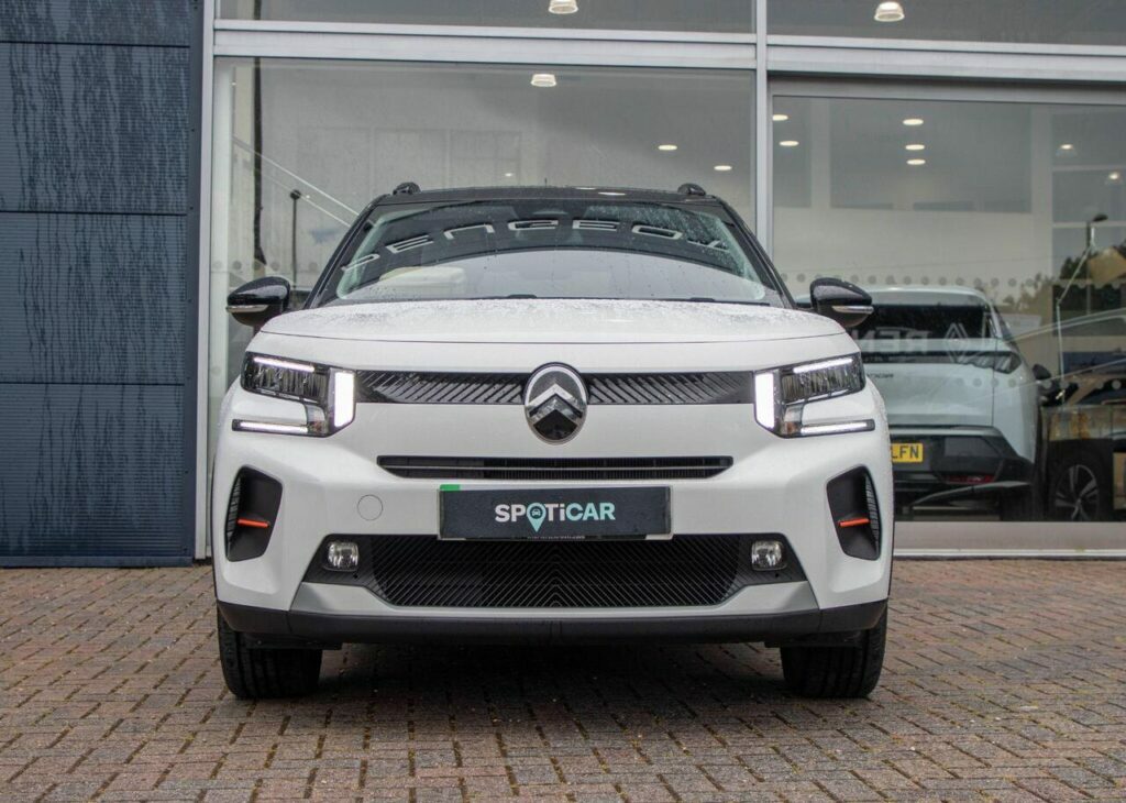 Citroen C3 Standard Range 44Kwh Max 7.4Kw Charger RV25BXW White #2