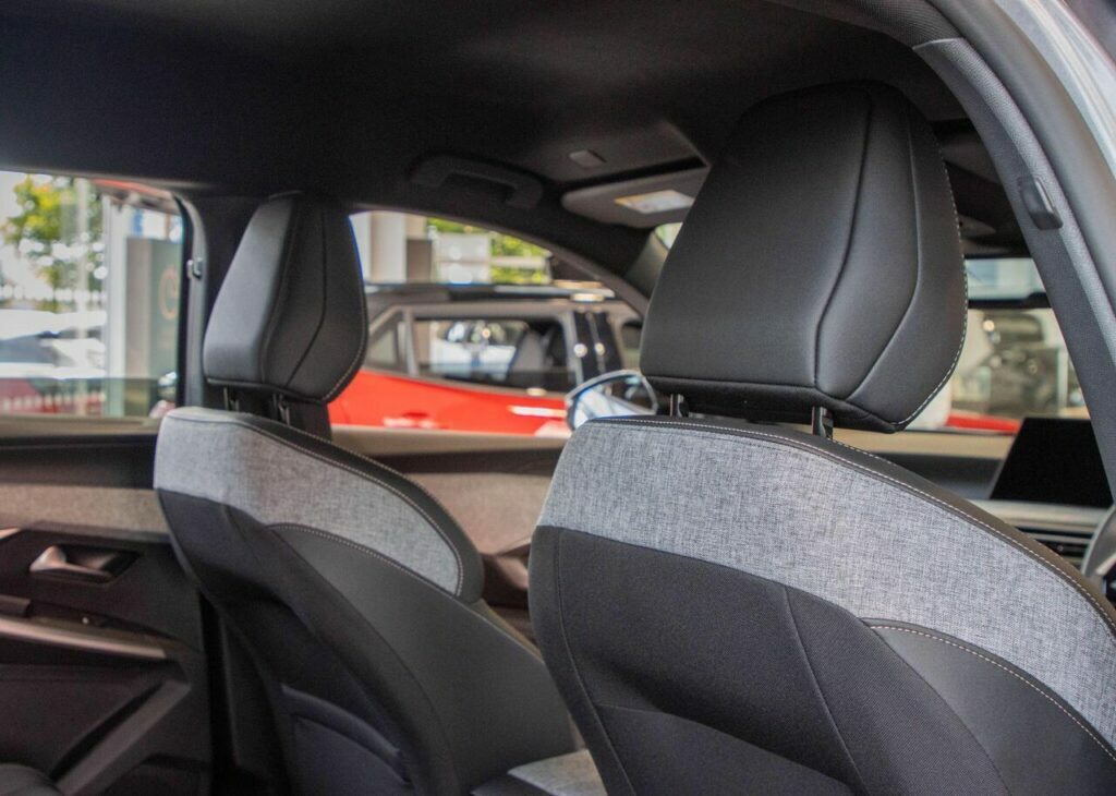 Peugeot 5008 Mpv Black #15