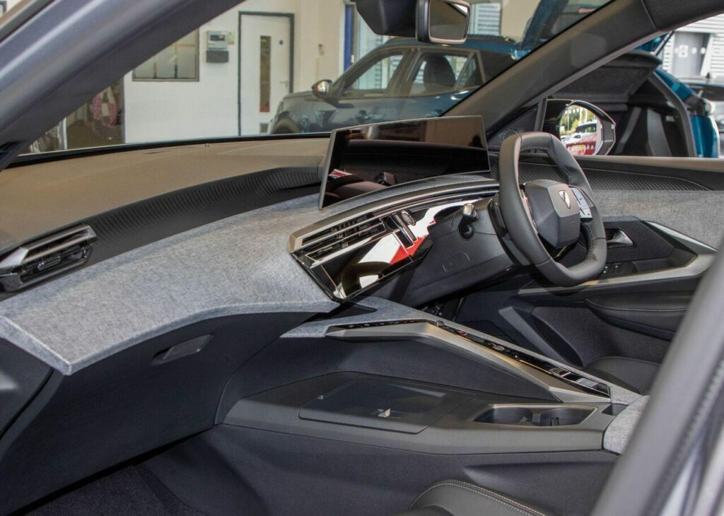 Peugeot 5008 Mpv Black #20