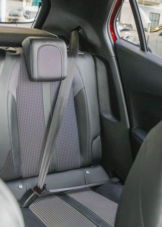 Peugeot 2008 Gt Puretech Ss  #24