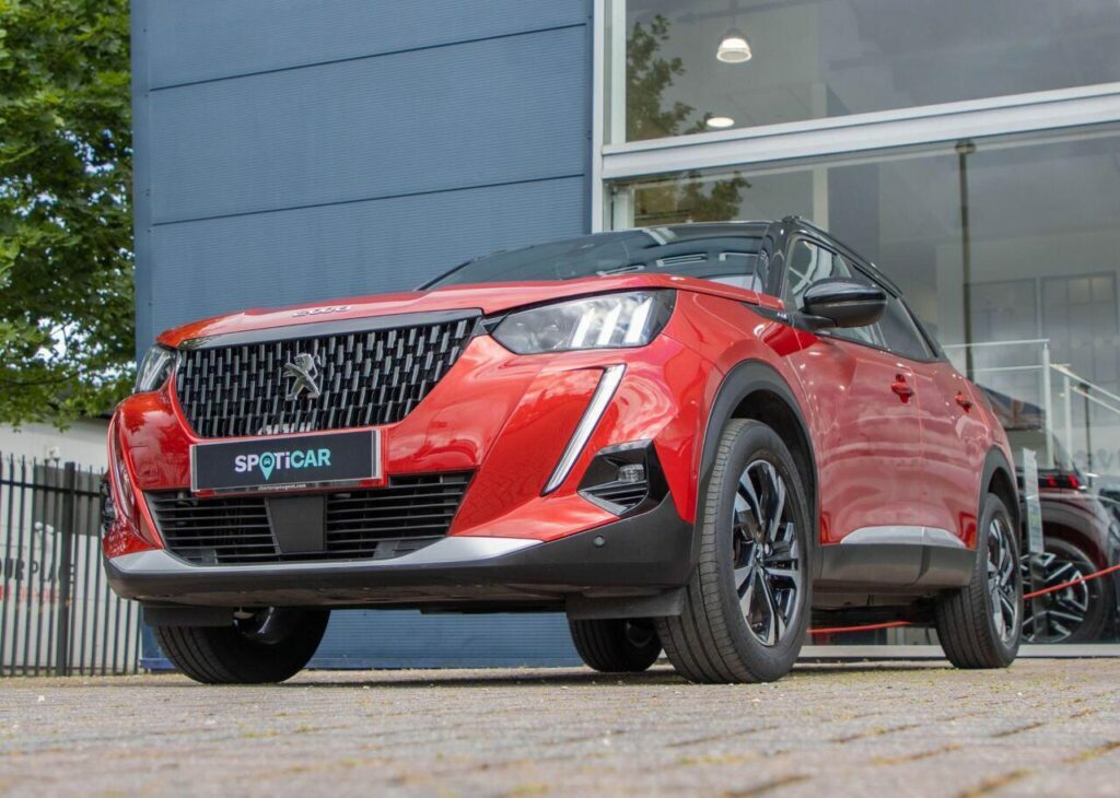 Peugeot 2008 1.2 Puretech Gt Euro 6 S S Red #6
