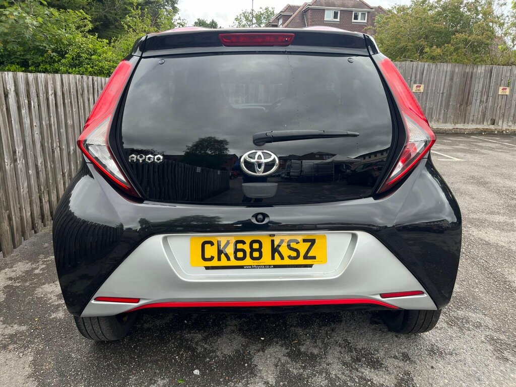 Toyota Aygo 1.0 Vvt-i X-press Euro 6 CK68KSZ Black #5