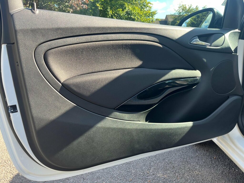 Vauxhall Adam 1.4I Glam  #24